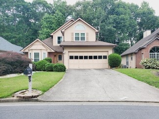 8900 S Somerset Ln, Alpharetta, GA 30004