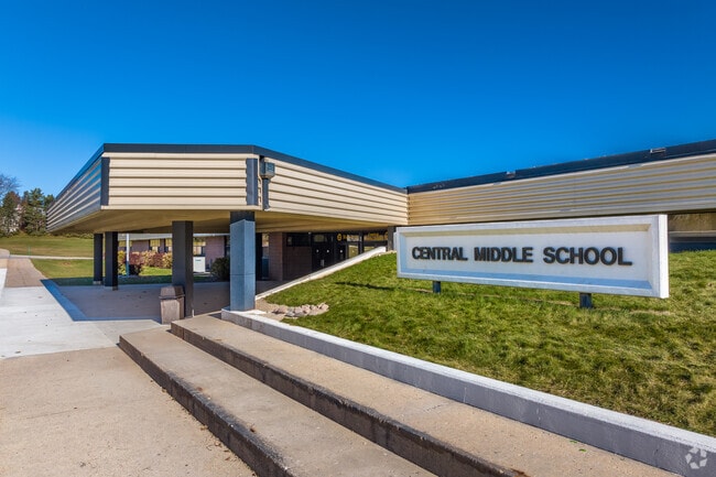 Hartford Middle schoolers can attend Central Middle School.