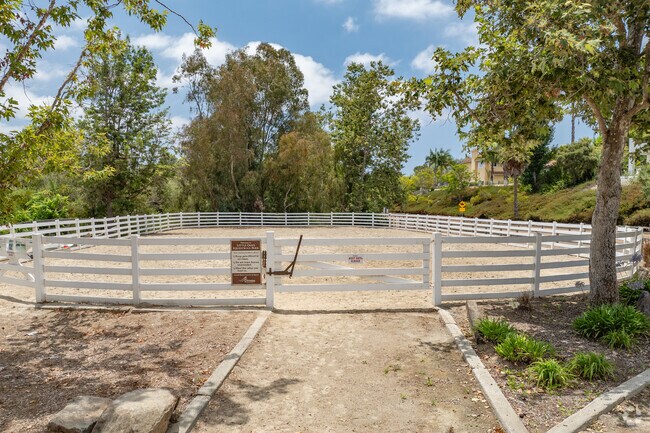 Little Oaks Equestrian Park in Encinitas blends natural beauty with functional design, featuring a gated arena and trail access.