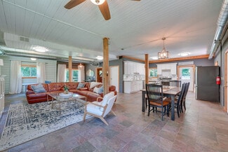 27W172 Galusha Ave Unit ID1306620P, Warrenville, IL 60555