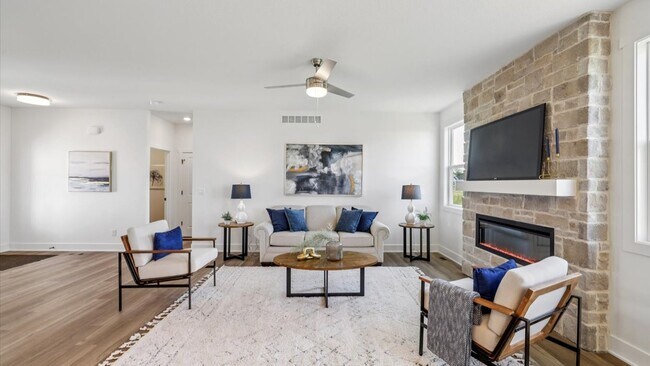 1455 NW Bull Run Ct unit 36202321, Waukee, IA 50263 - photo 3