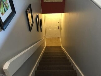 124 Santa Clara Dr Unit 124 SANTA CLARA DR, Naples, FL 34104