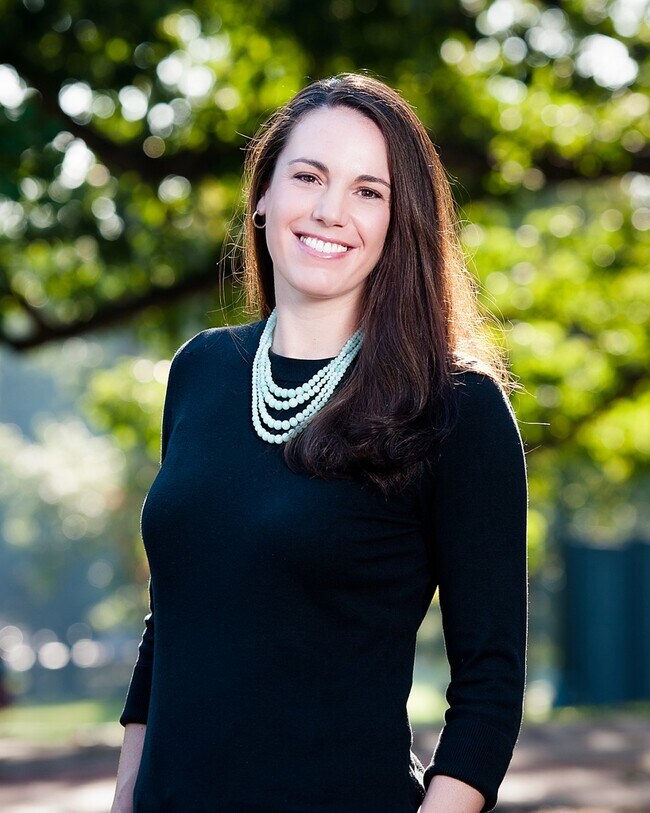 Lisa Lyons