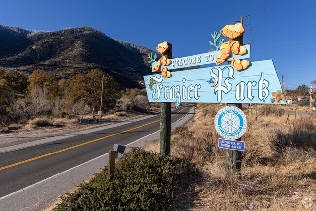 Frazier Park's welcoming neighborhood sign