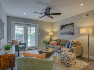 2100 Thicket Place SE, Huntsville, AL 35802