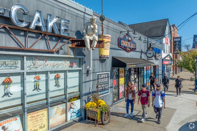 For local eats, residents head to New Dorp Lane District in neighboring New Dorp.