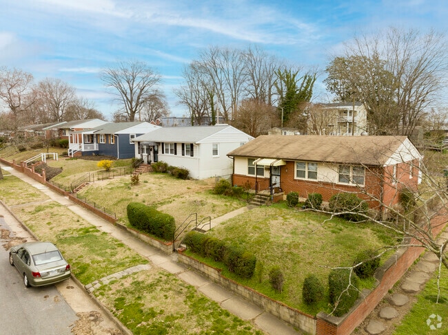 Ranchers Line the Streets of Fairmount in Richmond VA