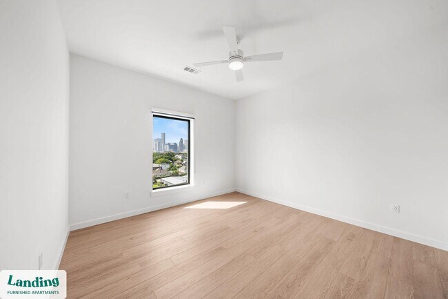 2623 Keene St unit 572.1413779, Houston, TX 77009 - photo 2