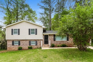 446 Wexwood Dr, Riverdale, GA 30274