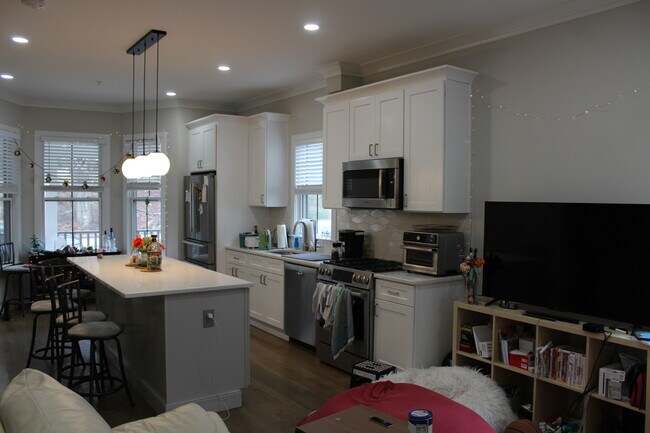 153 Foster St, Brighton, MA 02135 - photo 2