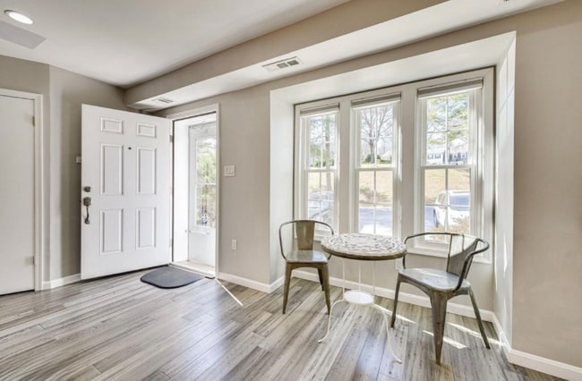 5338 Anchor Ct, Fairfax, VA 22032 - photo 5