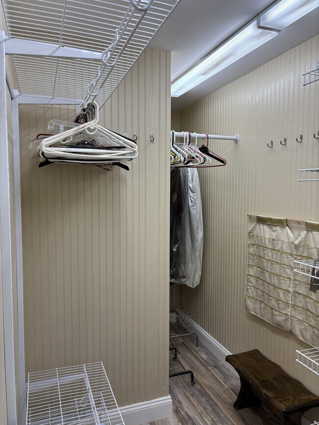 4124 Seneca St unit Lower, Buffalo, NY 14224 - photo 4