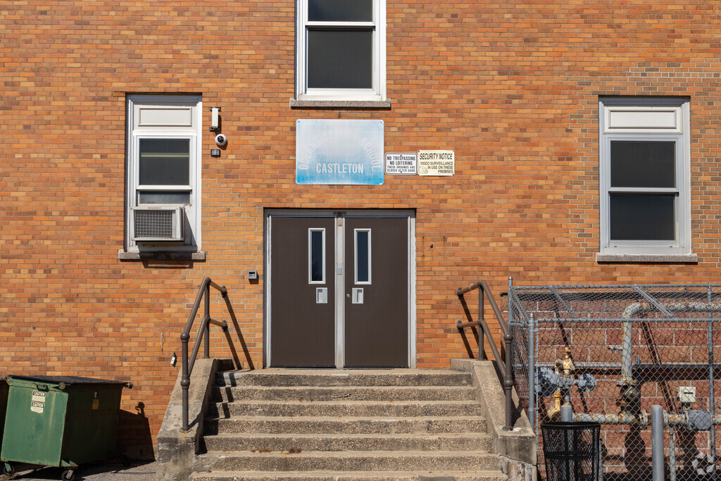 For students needing a different approach, there is the Castleton Academy High School.