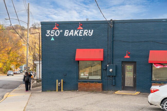 350° Bakery is located in South Side Slopes offering delicious pastries.