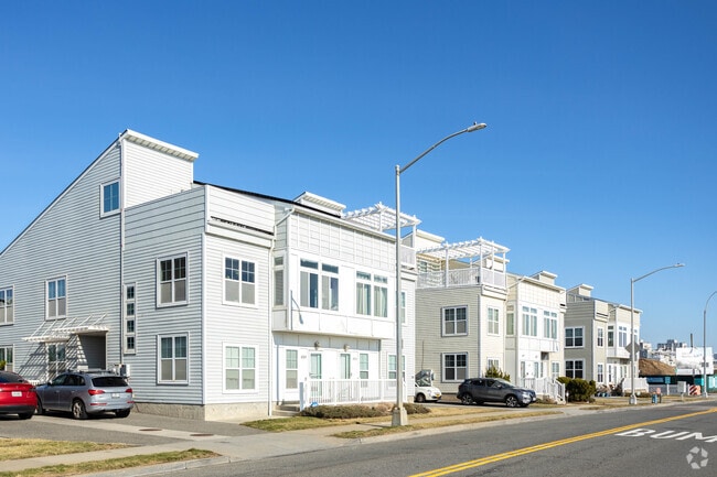 Luxury Homes - beach front 2