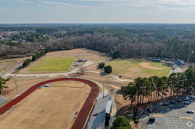 According to Niche.Com, Fike High School has a student-teacher ratio of 18 to 1.