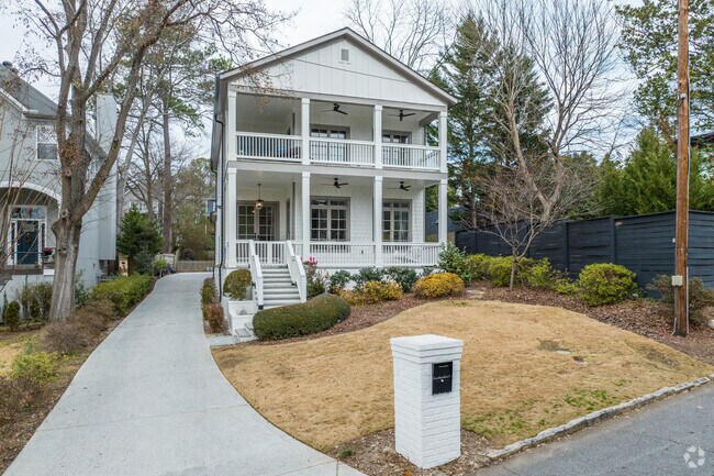 You'll find homes in Brookhaven Village with side yard driveways, covered porches and balconies, and simple landscaping.