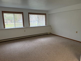 100 Robert Ave Unit 101, Jasper, MN 56144