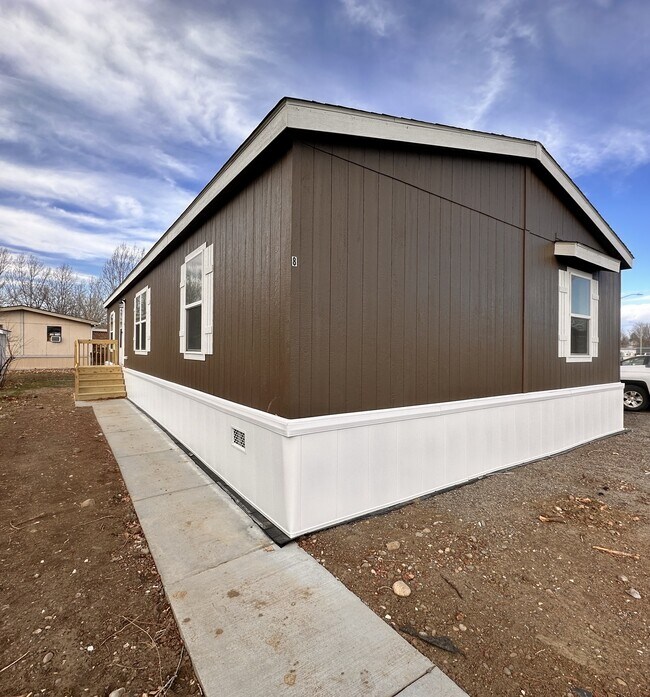 8 Bing St N, Billings, MT 59105