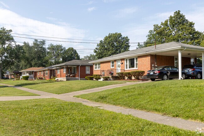 Yards and landscaping are taken care of with pride in the Cloverleaf neighborhood.