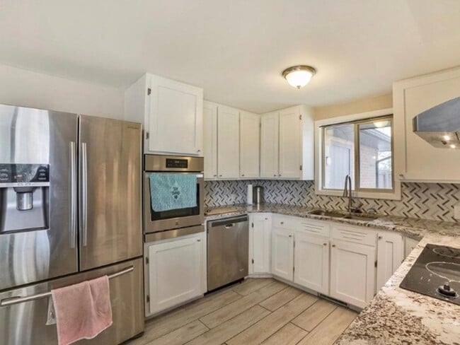 10685 W 47th Ave, Wheat Ridge, CO 80033 - photo 3