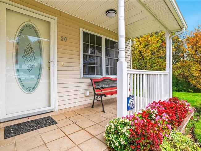 20 Frongillo Farm Rd, Worcester, MA 01604 - photo 4