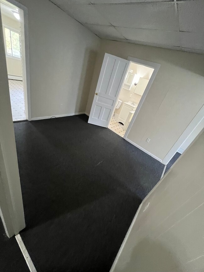 122 S Main St unit 3, Oriskany Falls, NY 13425 - photo 5