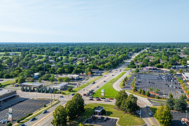 Larger chains like Walmart and ALDI are located on State Road.