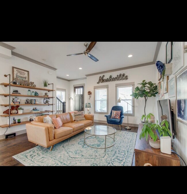 2209 15th Ave N unit B, Nashville, TN 37208 - photo 3