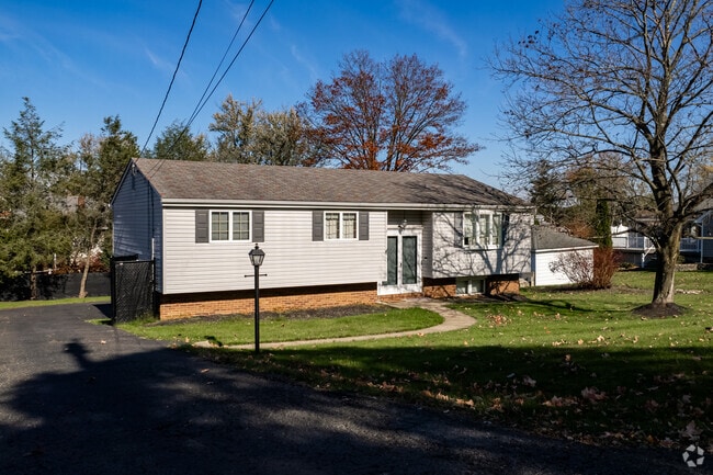 You can find split-level homes in Bethel Park.