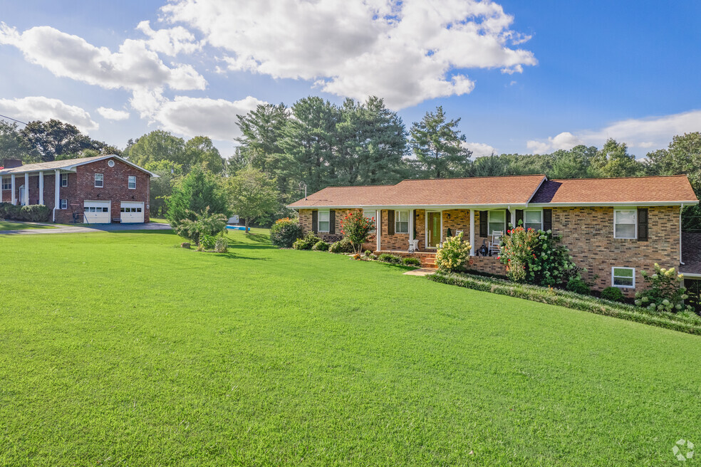 Neighborhood_High Point-Haysville_Final_101223