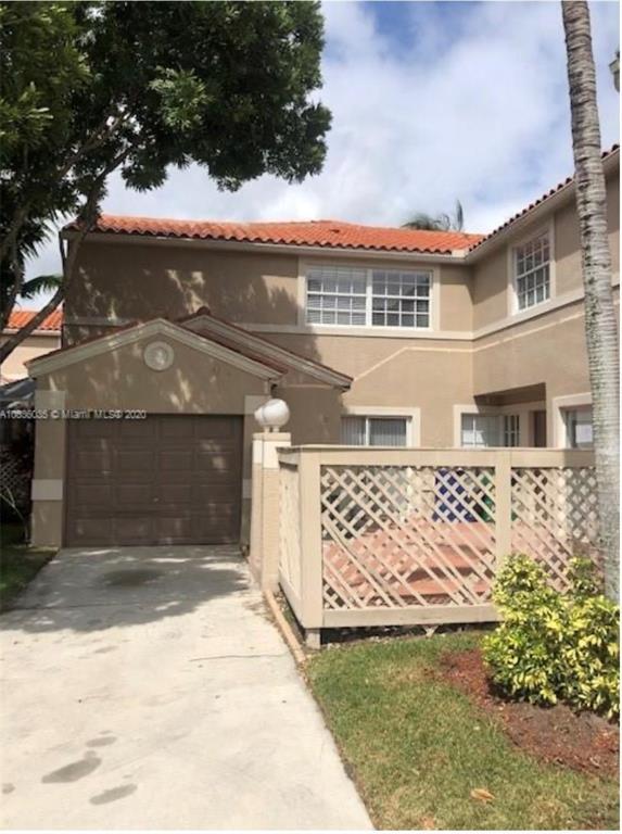 11047 Long Boat Dr, Hollywood, FL 33026