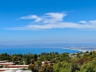 5959 Peacock Ridge Rd, Rancho Palos Verdes, CA 90275