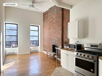 215 E 118th St, New York, NY 10035