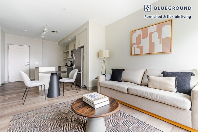 3688 Washington St unit FL3-ID1138, Boston, MA 02130 - photo 2