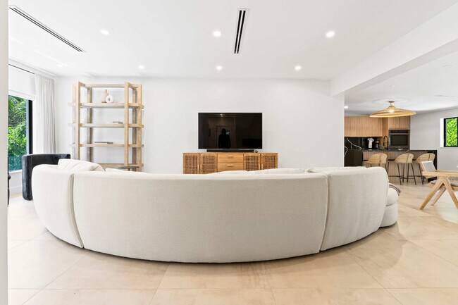 281 NE 48th Terrace unit ID1044569P, Miami, FL 33137 - photo 5