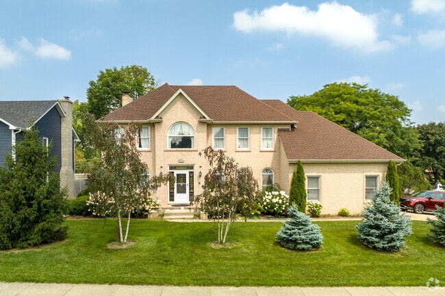 Large modern builds with well-maintained landscaping can be found at Indian Creek.