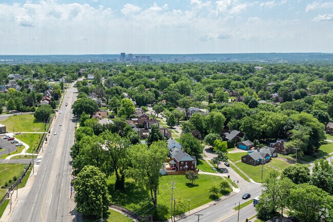 College Hill is just 3 miles from downtown Dayton and provides suburban feels.