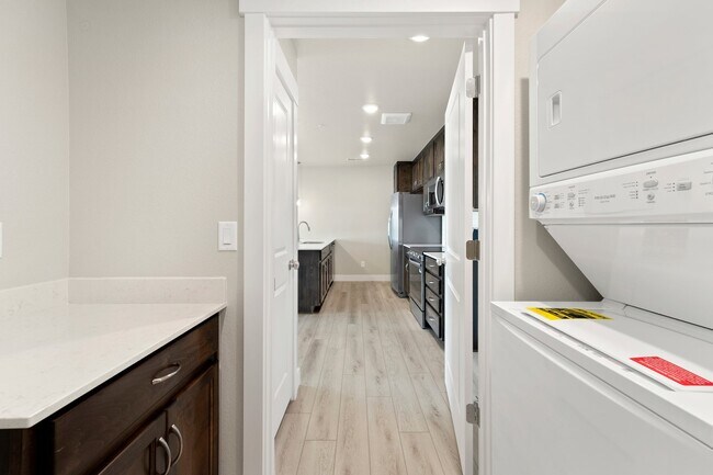 4260 Vulcan Creek Dr unit 204, Loveland, CO 80538 - photo 5