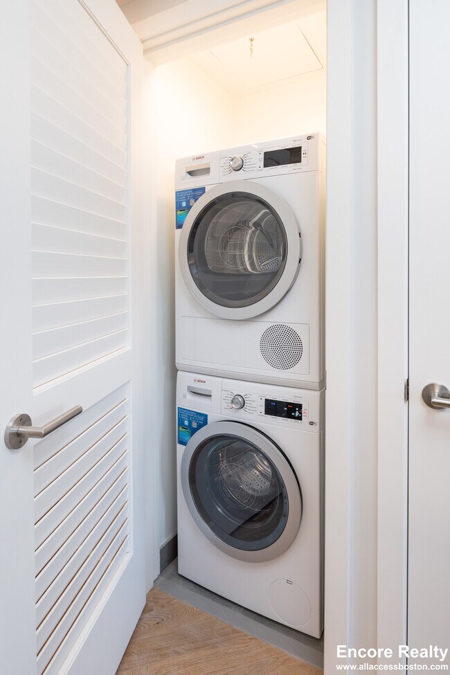 12 Commonwealth Ave unit 604, Boston, MA 02116 - photo 4