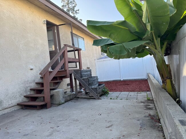 7741 Newman Ave unit C, Huntington Beach, CA 92647 - photo 4