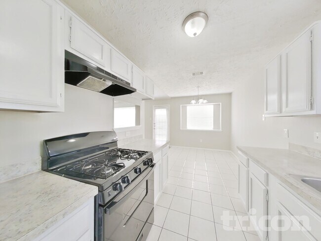 2802 N Spring Dr, Spring, TX 77373 - photo 7