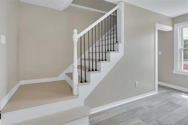 51 Mill St unit 53 Mill St, Manchester, CT 06042 - photo 7