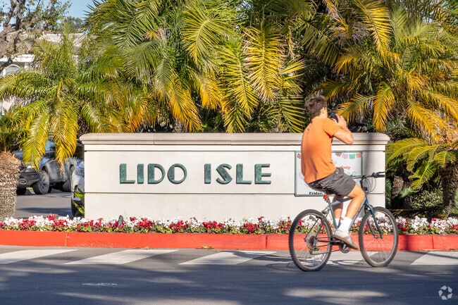 The island’s warm, coastal vibe reflects the laid-back elegance of Newport Beach.