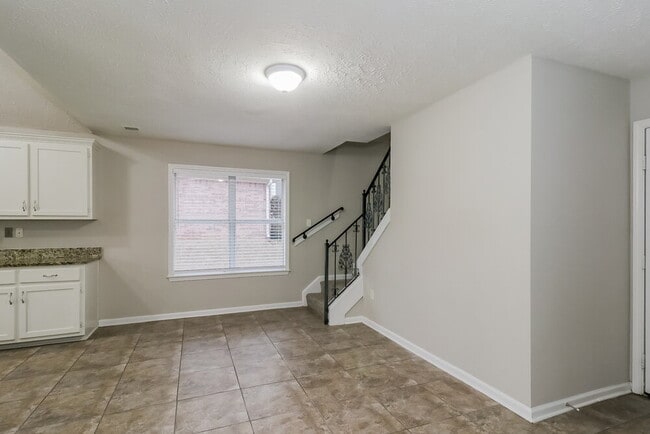 6181 Braybourne Main, Olive Branch, MS 38654 - photo 7