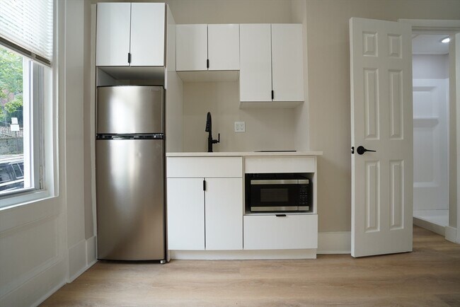 157 Dorchester St unit 18, Boston, MA 02127 - photo 4