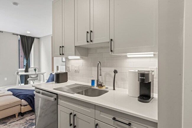 916 N Delaware Ave unit ID1055901P, Philadelphia, PA 19123 - photo 6