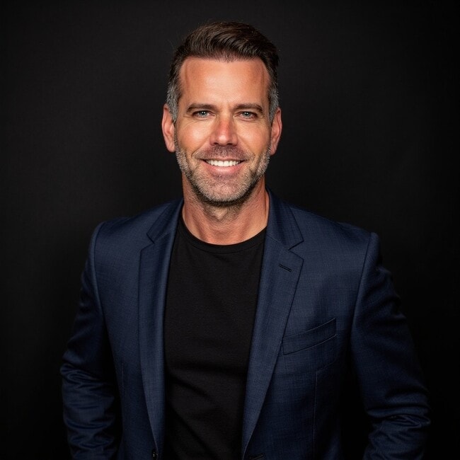 Agent Photo