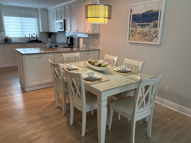 1100 8th Ave S unit A-203, Naples, FL 34102 - photo 2