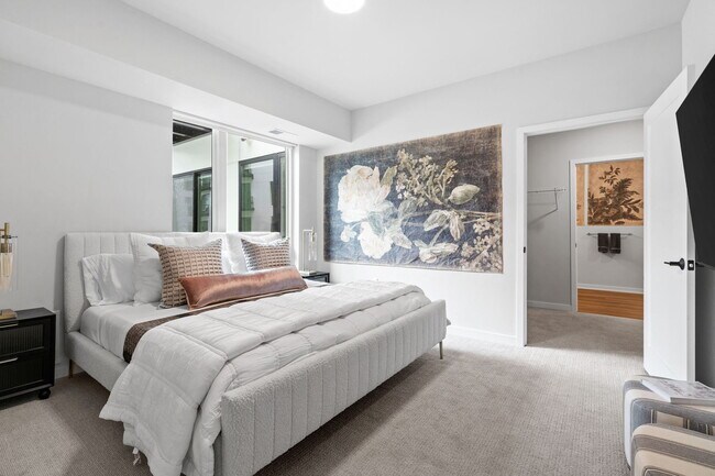 Corsa, Saint Louis Park, MN 55416 - photo 5